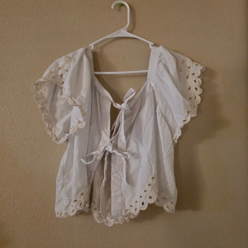 American Eagle Size Large White Eyelet Top - Picture 7 of 8